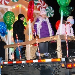 Christmas 07 Parade Float Photo Gallery